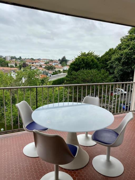 T3 - Centre - 75M2 - 2 Sdb - Parking - Calme Lejlighed Anglet Eksteriør billede